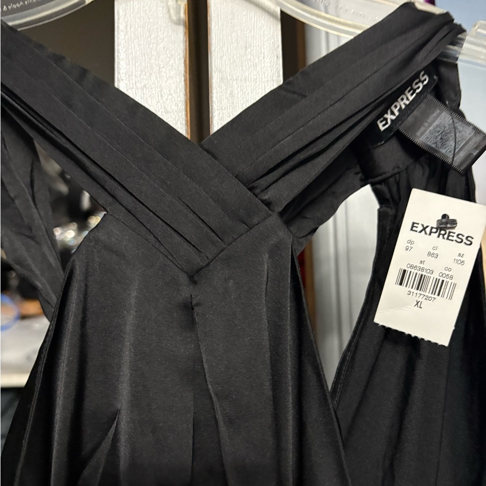 Express Black Halter Blouse - Picture 3 of 5